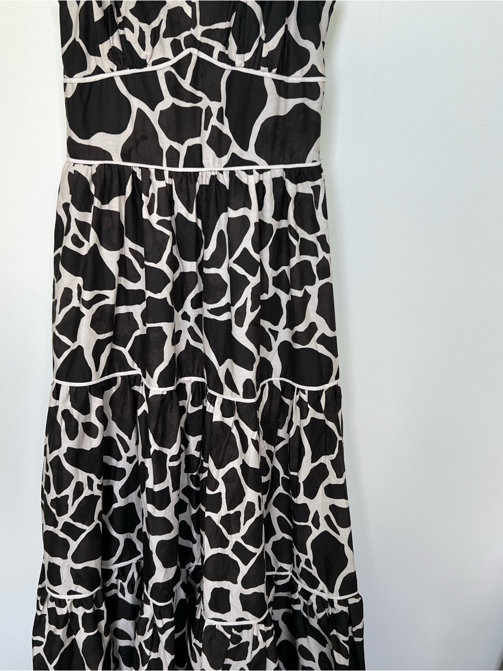 Flying tomato Black & White Giraffe Print Tiered Maxi Dress - Picture 5 of 8